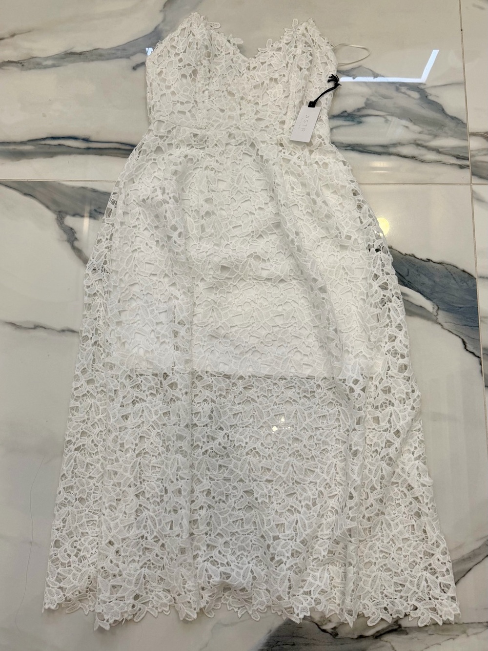 Astr White  strapless Lace Midi Dress with Floral Detail